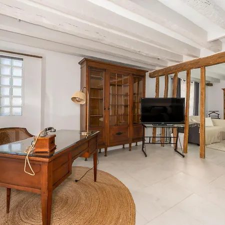 Le Charme - Avec Parking Apartment